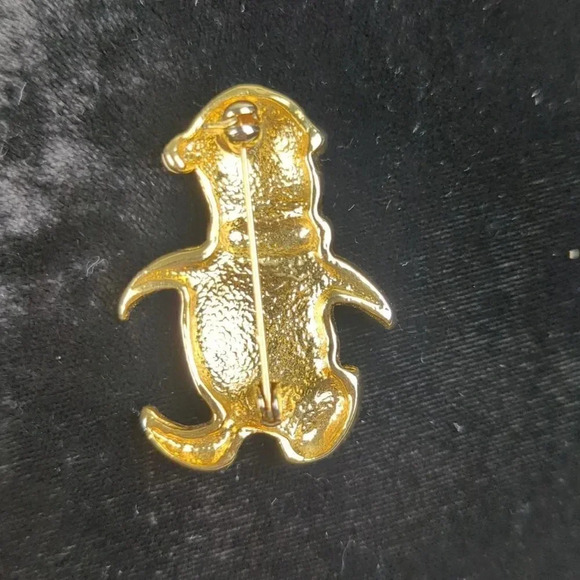 Vintage Enamel Penguin Brooch - Picture 5 of 6